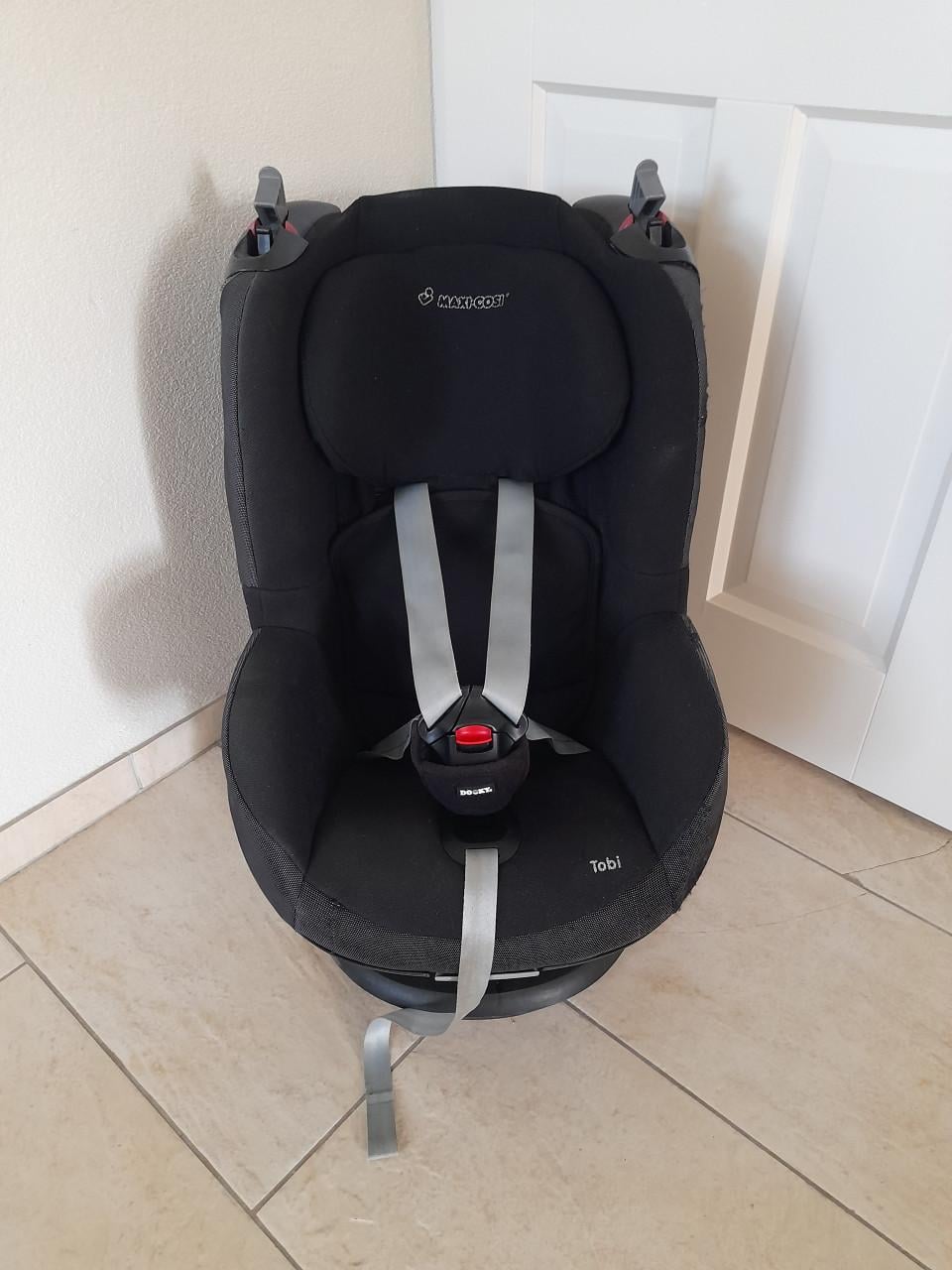 Maxi cosi  autostoel 9/18 kg (in goede staat )