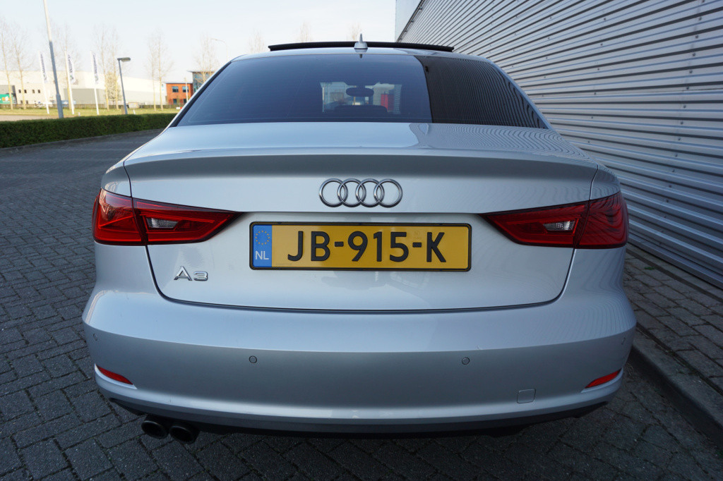 Audi A3 limousine 1.8 tfsi quattro ambition automaat panoramadak / leder / 