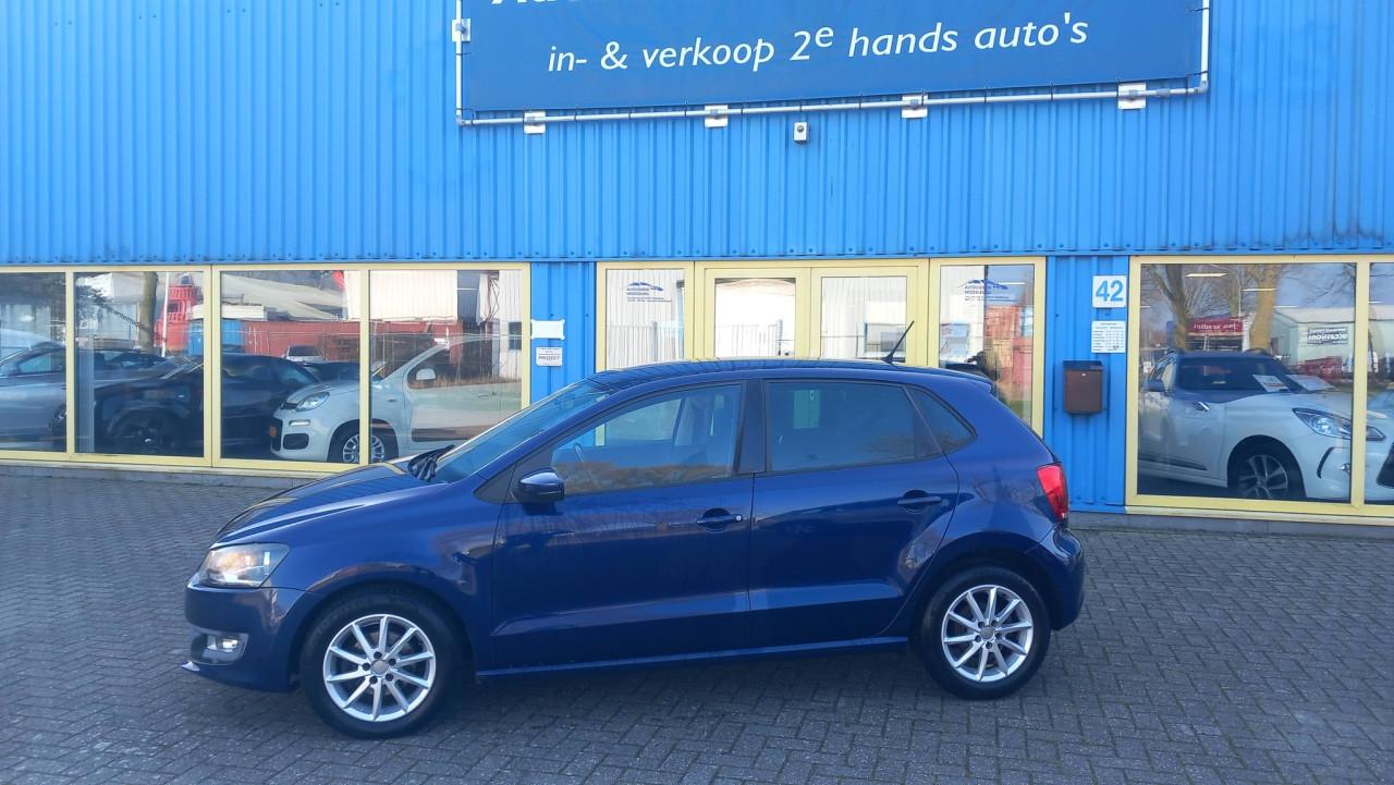 Volkswagen 1.2 TSI Highline 5deurs bj:2011 airco-navigatie apk 2027 !!!