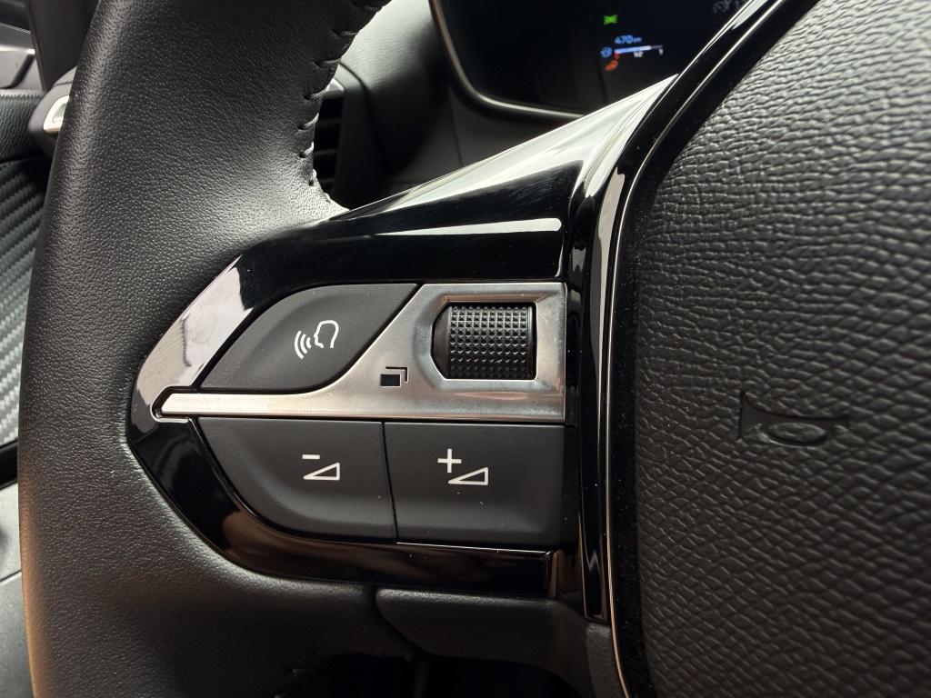 Peugeot 2008 1.2 puretech allure