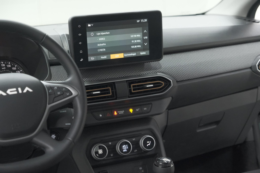 Dacia Sandero Stepway tce 90 expression | camera | dodehoekdetectie | navig