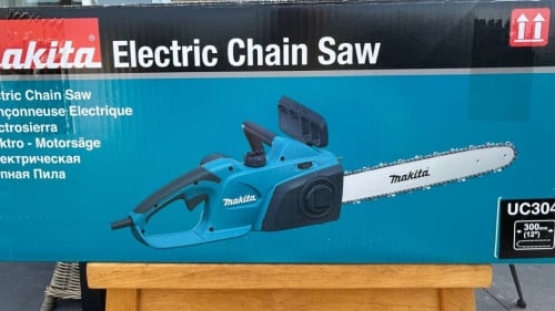 Makita elektrische kettingzaag 30cm UC3041A