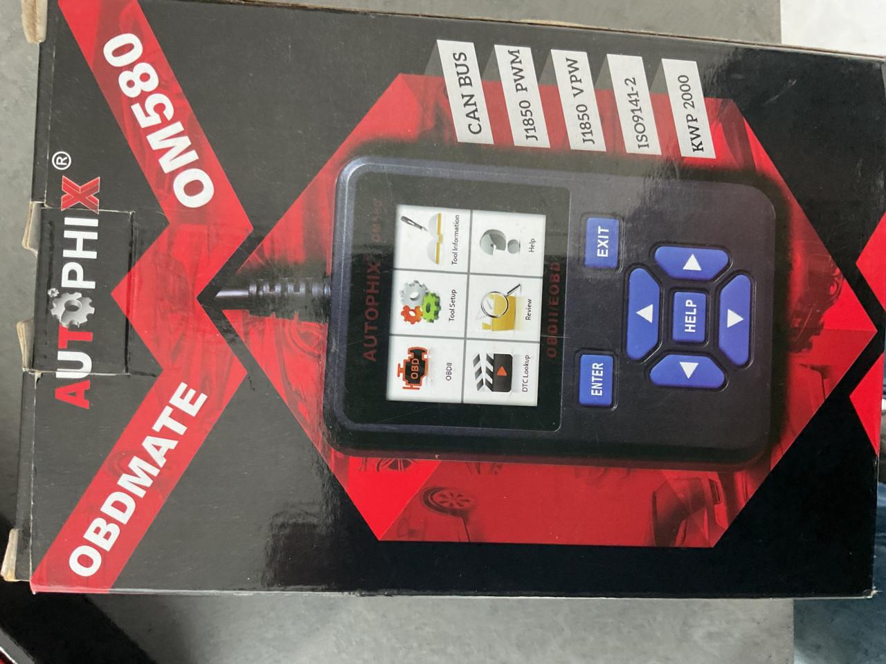 DIAGNOSETOOL/ UITLEESAPPARAAT OBD AUTO 1X Vident, 1X Autophix > foto