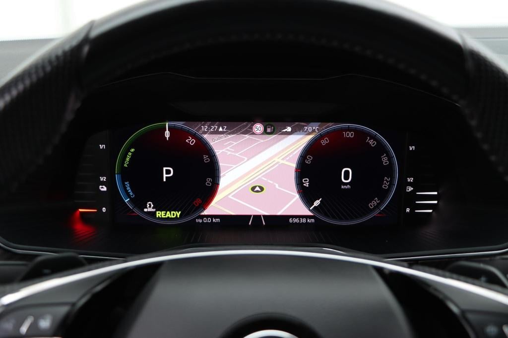 Skoda Superb combi 1.4 tsi iv sportline 218pk dsg6 | black style | memory s