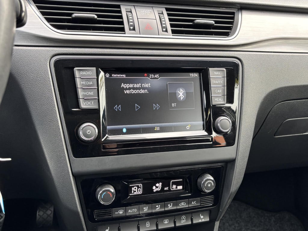 Skoda Rapid spaceback 1.0 tsi greentech clever | trekhaak | navigatie | sto