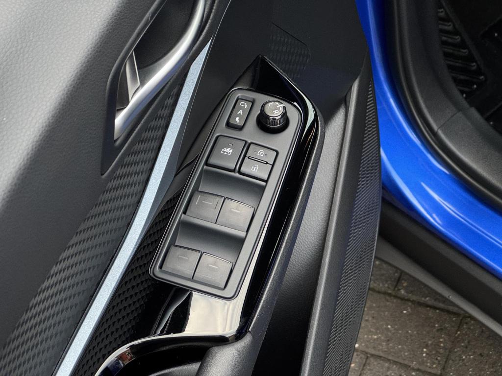 Toyota C-hr 2.0 hybrid dynamic nl-auto!