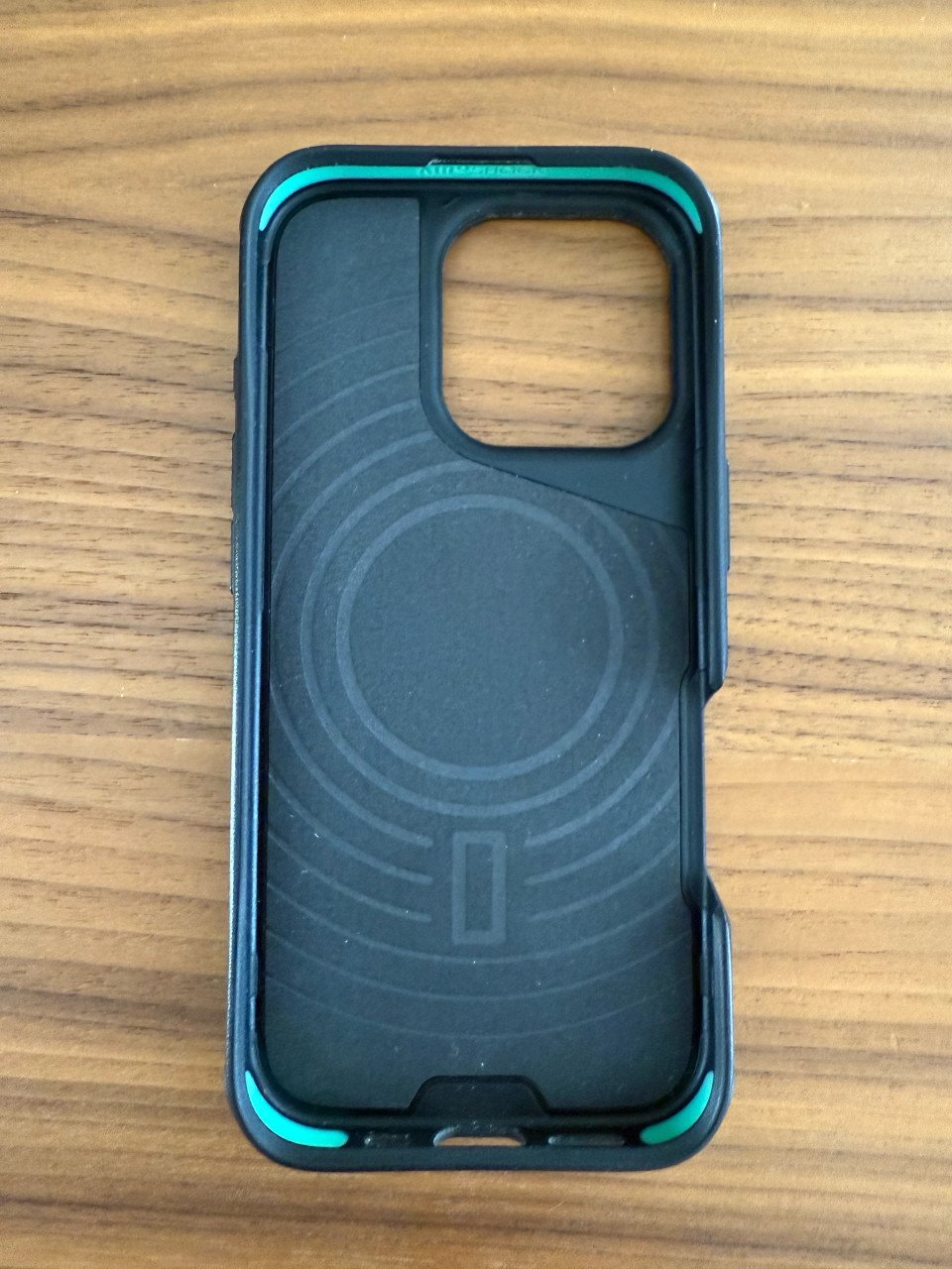 Mous iPhone 16 Pro Limitless 6.0 Aramid Fibre case