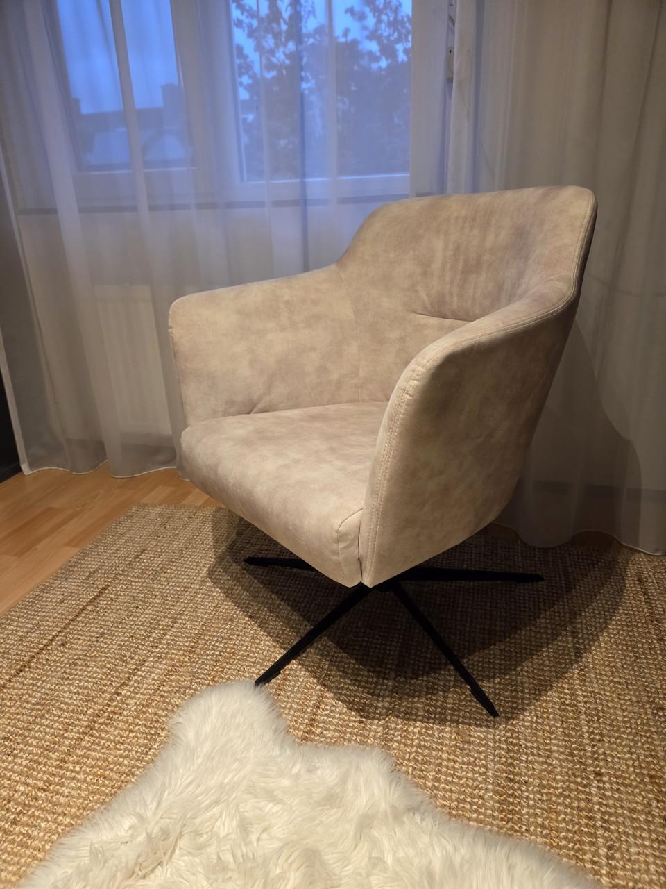 DRAAIFAUTEUIL in beige velvet