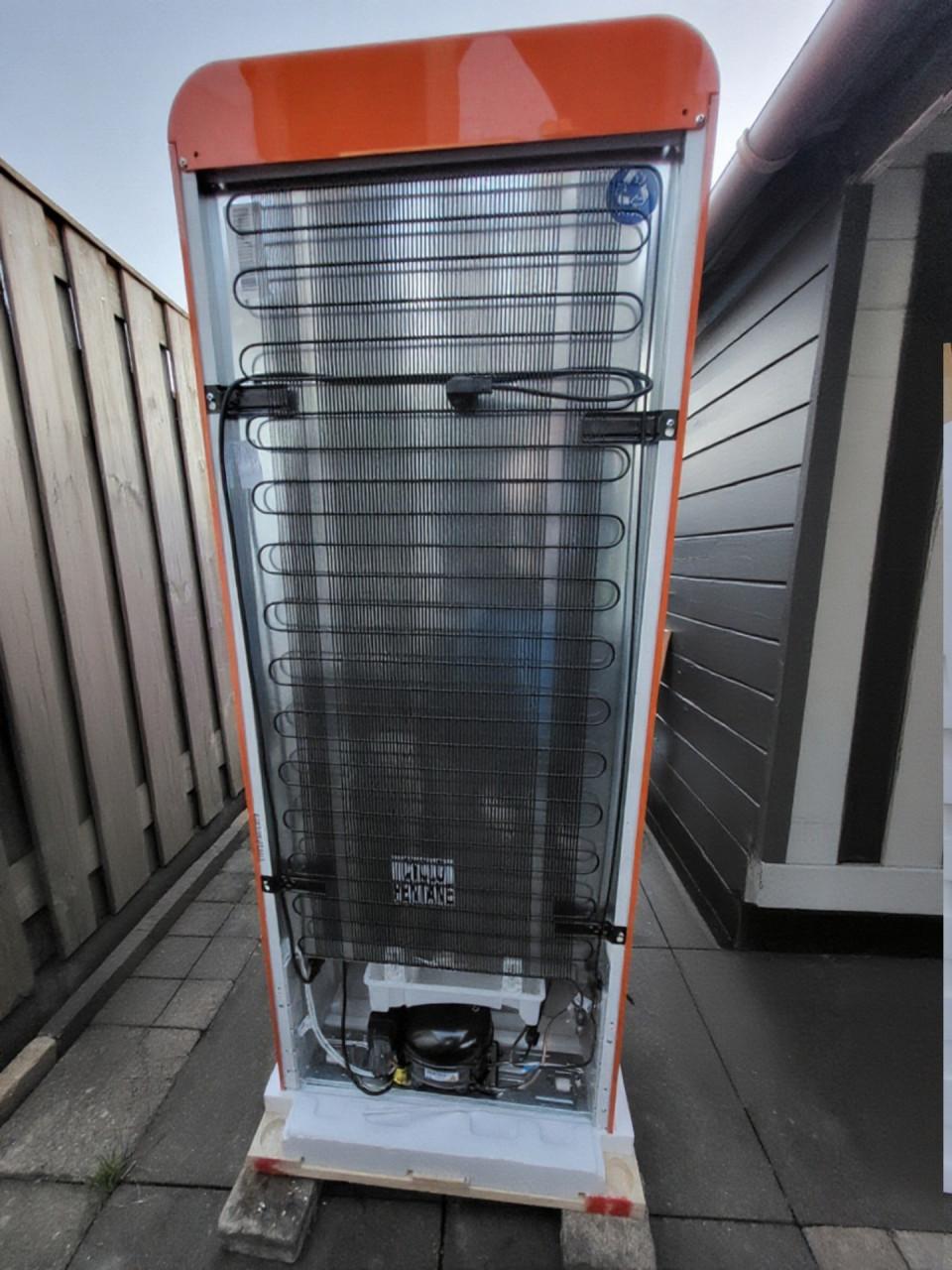 Nieuw in doos Smeg FAB28RDRB3 koelkast oranje