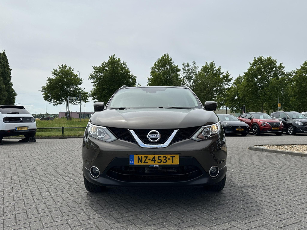 Nissan Qashqai 1.2 n-connecta | navigatie | 360° camera | trekhaak | keyles