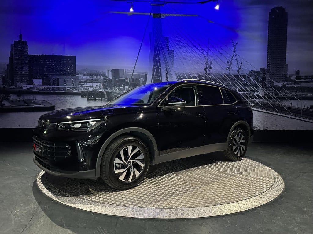 Volkswagen Tiguan 1.5 etsi life edition *winterpack*ledplus*keyless*privgla