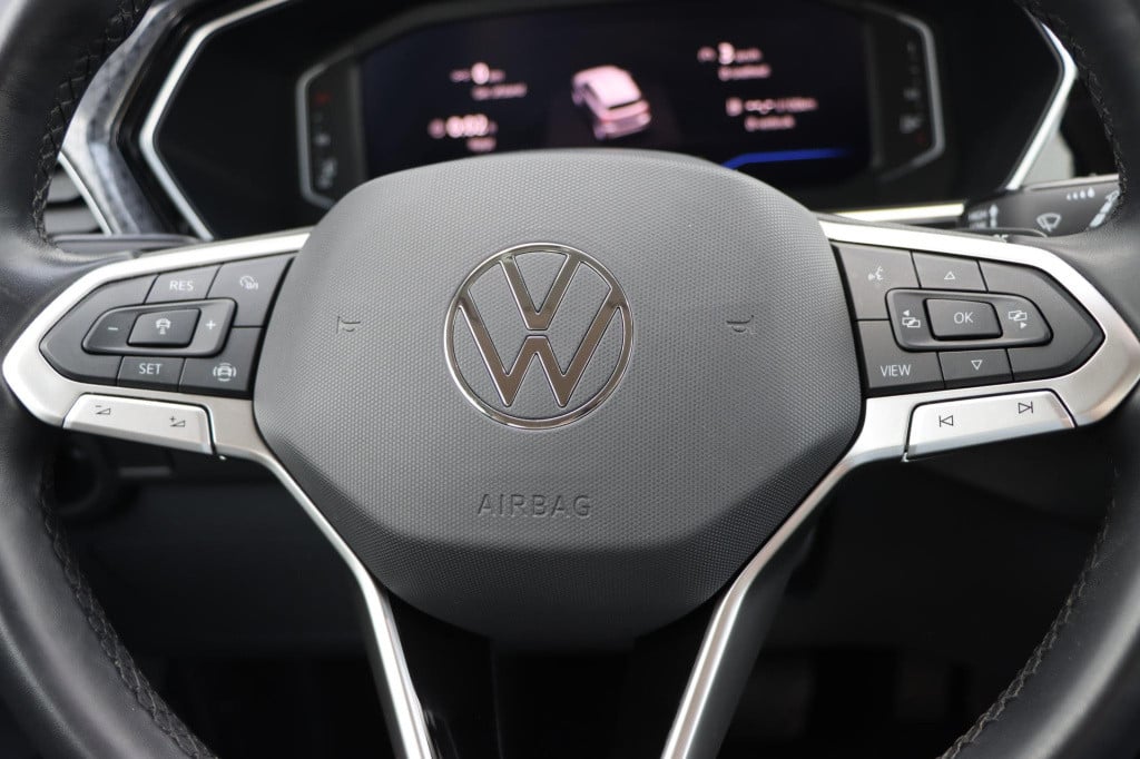 Volkswagen T-cross 1.5 tsi style business r