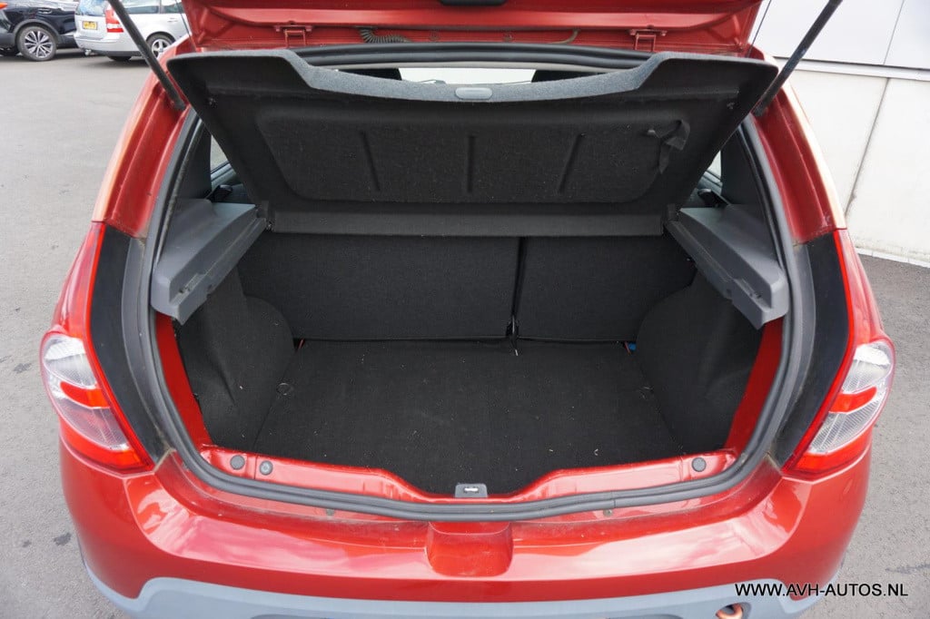 Dacia Sandero Stepway 1.6