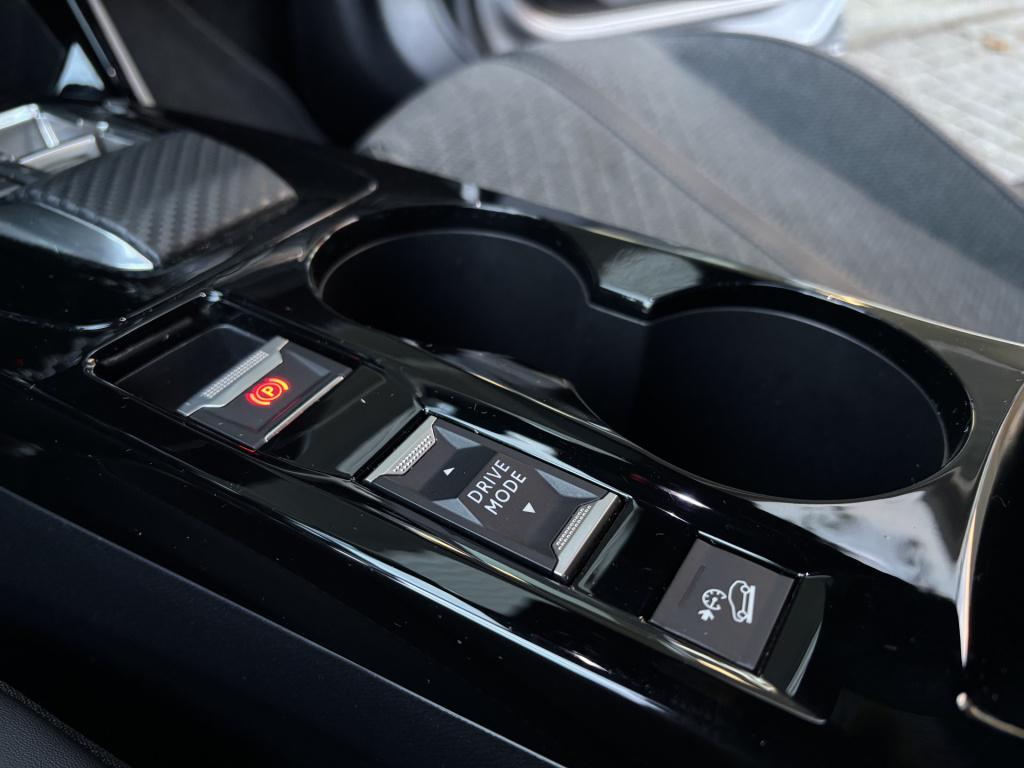 Peugeot 2008 automaat 1.2 puretech 130 allure