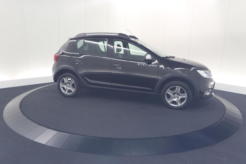Dacia Sandero Stepway tce 90 sl | parkeersensoren | cruise control | naviga