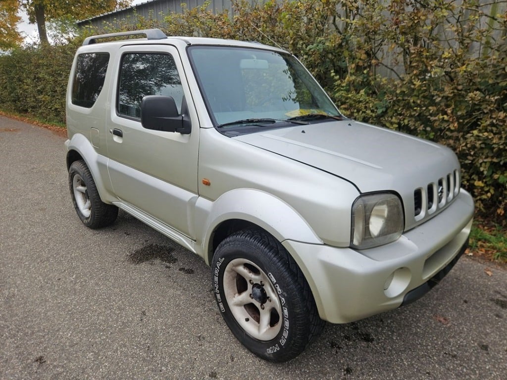 Suzuki Jimny 1.3i 4x4 ----export----