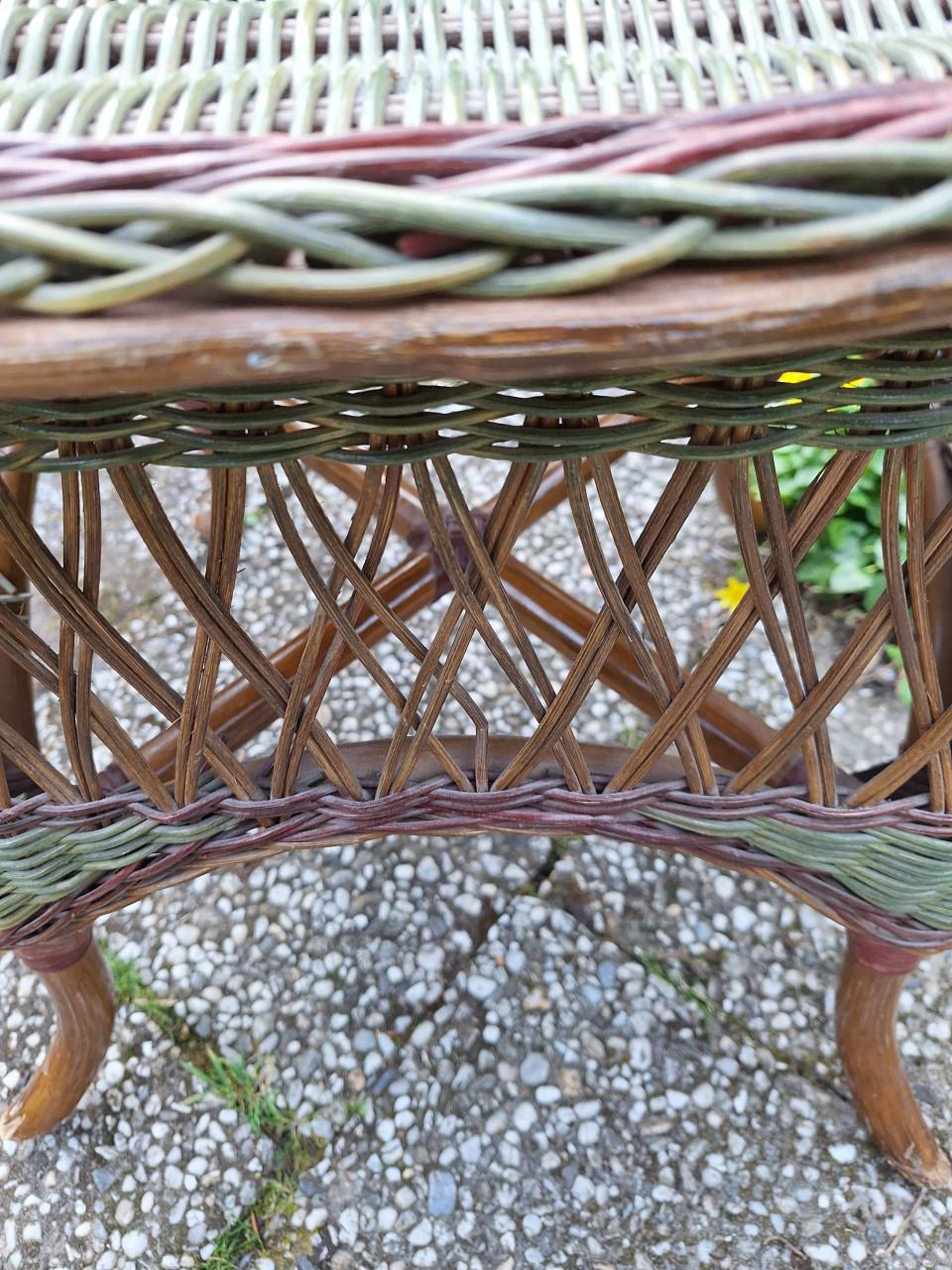 2 rotan tafeltjes