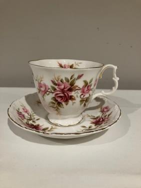 Kop en schotels Royal Albert