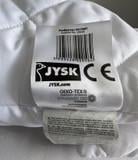 2 grote hoofdkussens (Jysk)