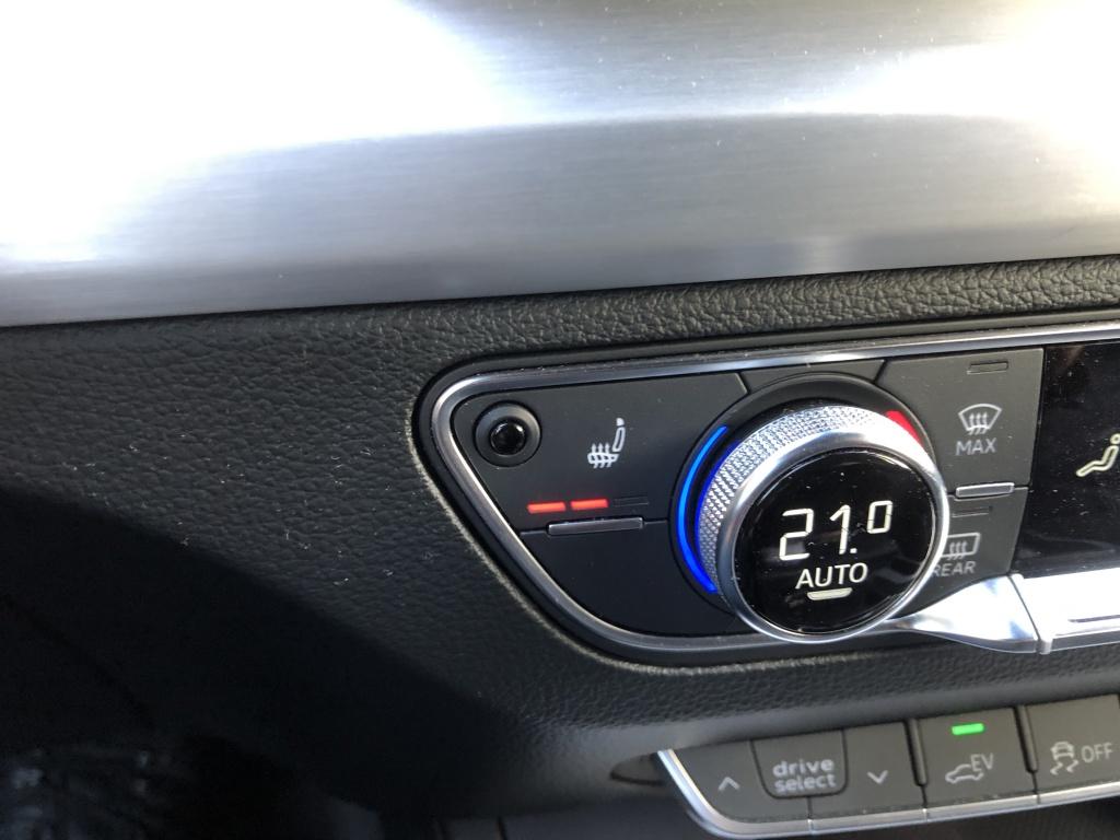 Audi Q5 55 tfsi e q. comp.