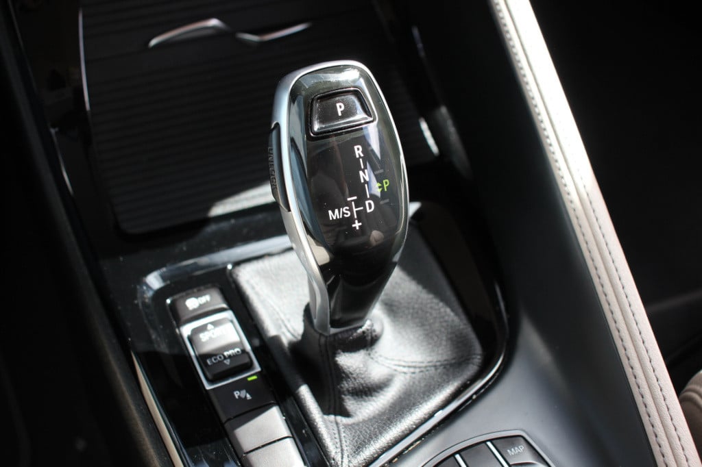 BMW X2 sdrive18i executive | leder | achteruitrijcamera | navi |