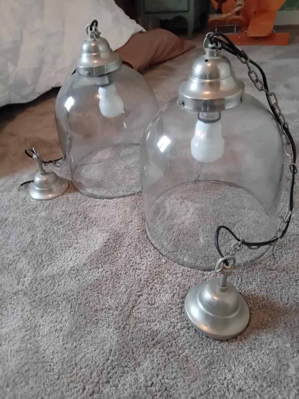 2 glazen lampen