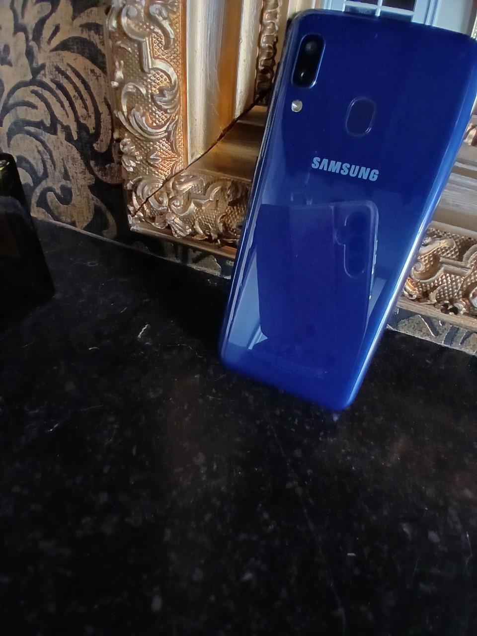 Samsung Galaxy A20e zeer goede staat