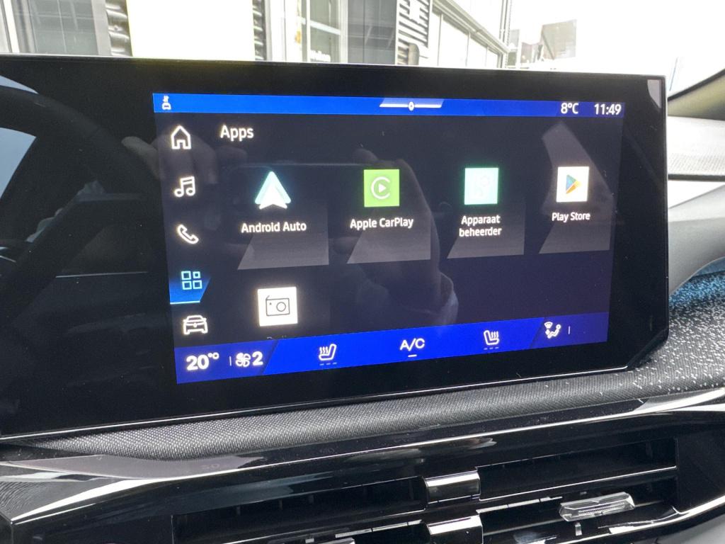 Renault Clio new 1.8 hybrid 160 techno pack première, direct leverbaar!!