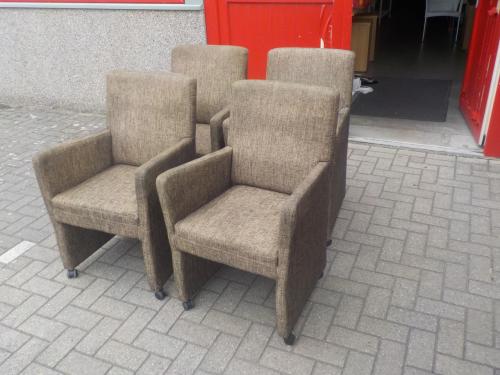 4 armleuning stoelen in goede staat setprijs