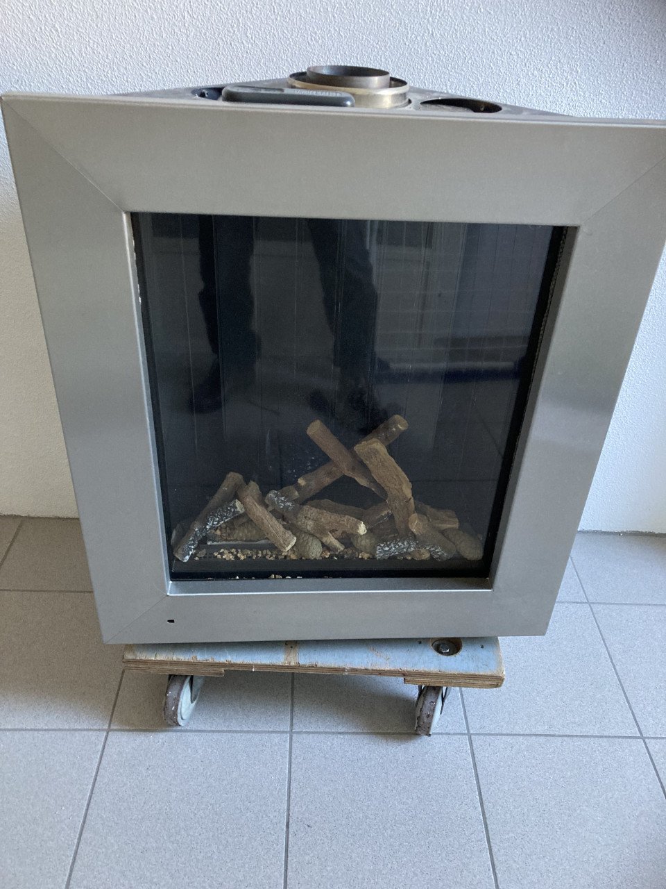 Inbouw gaskachel compleet met rookgas afvoerkanalen