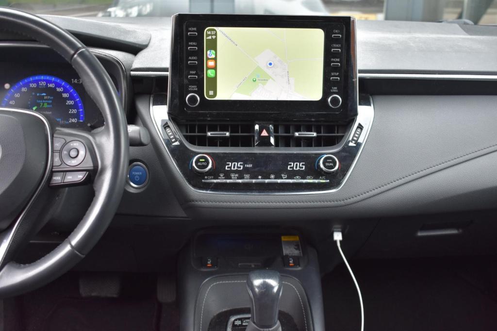 Toyota Corolla 1.8 hybrid dynamic | camera | apple carplay | android auto |