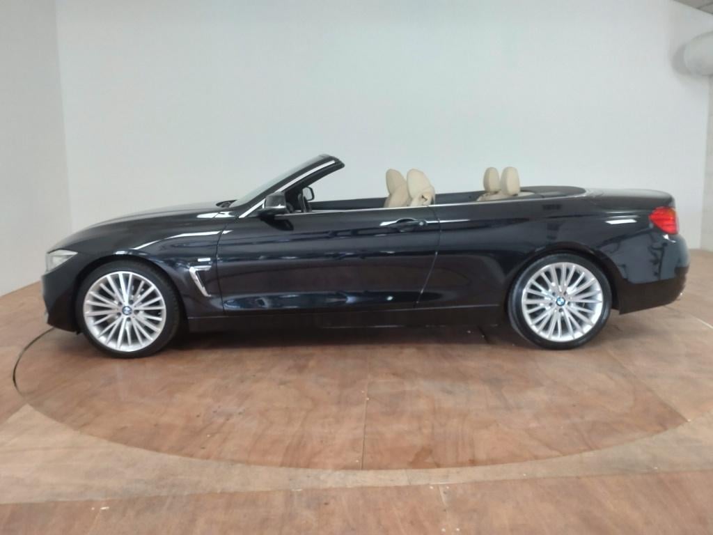 BMW 4 Serie cabrio 420i high executive | nekverwarming | trekhaak afneembaa