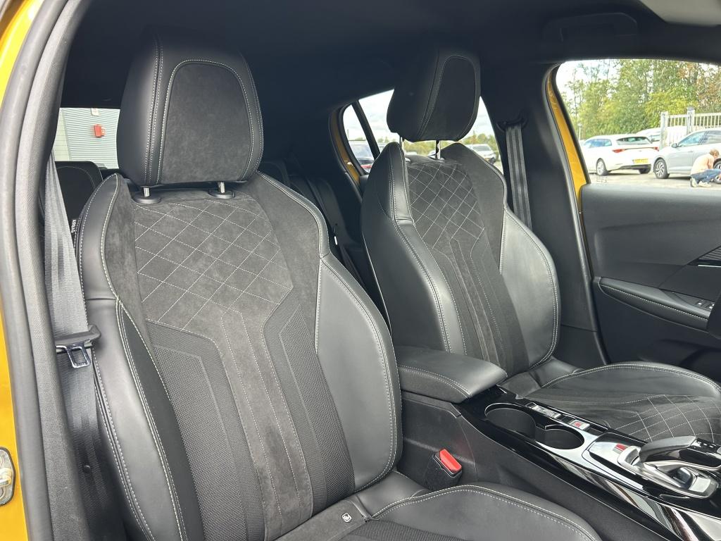 Peugeot 208 ev 50kwh 136pk | navigatie | bluetooth | parkeersensoren voor &