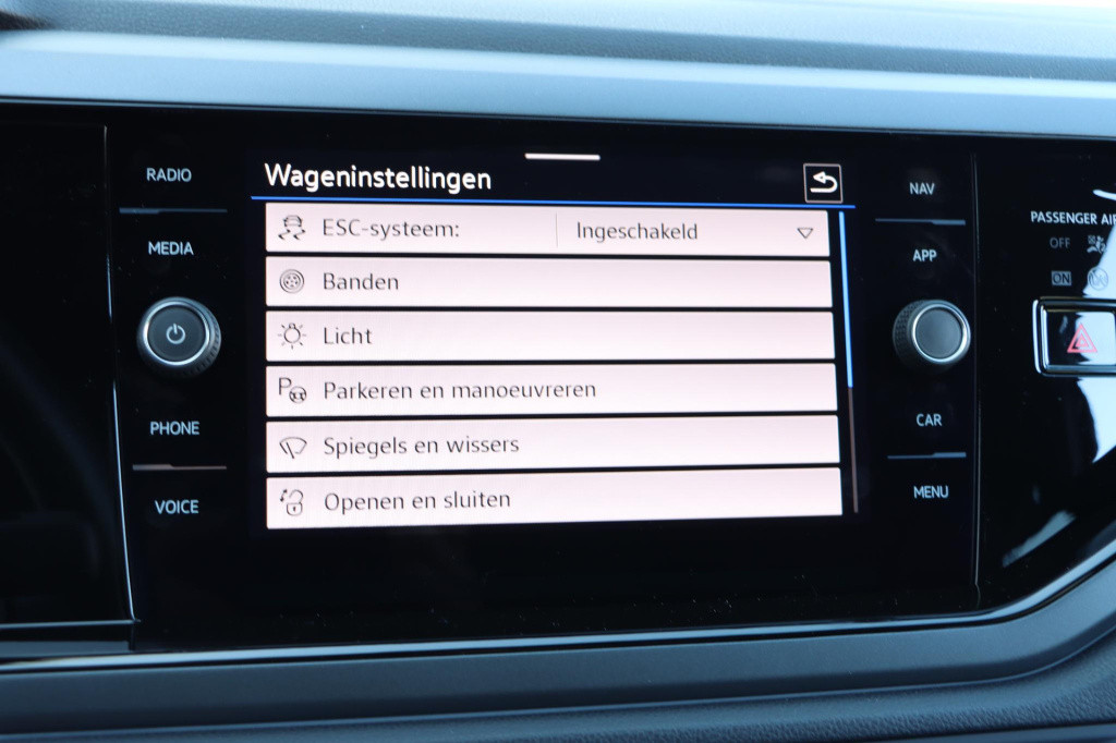 Volkswagen Taigo 1.0 tsi dsg r-line business