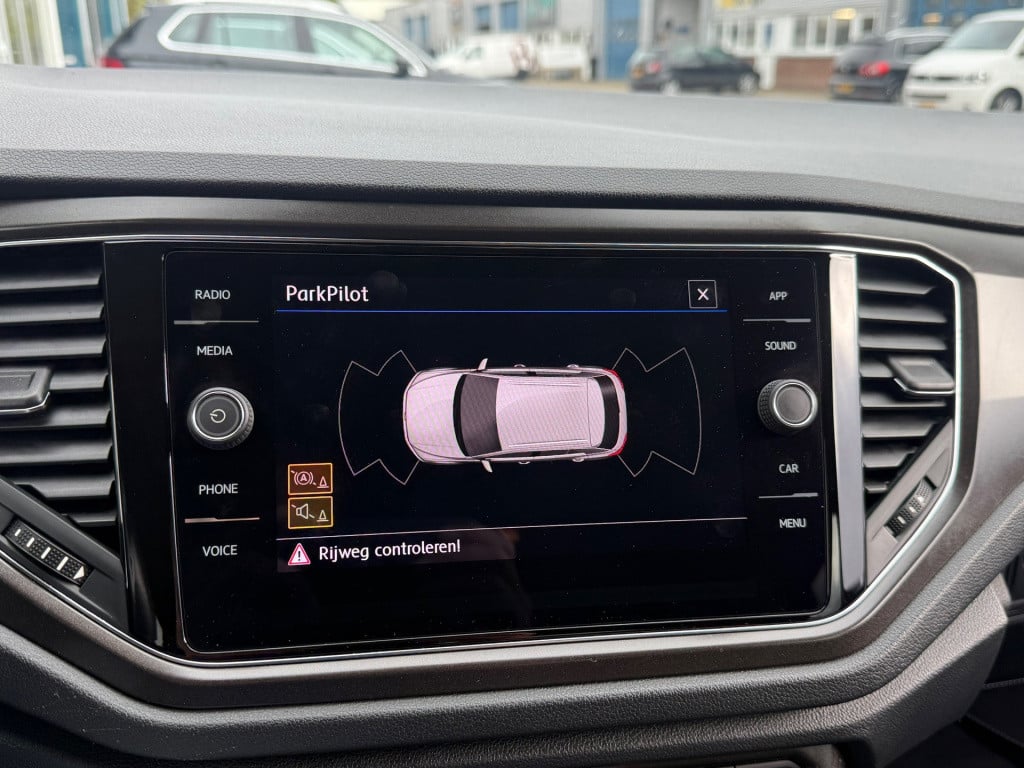 Volkswagen T-roc 1.0 tsi style business