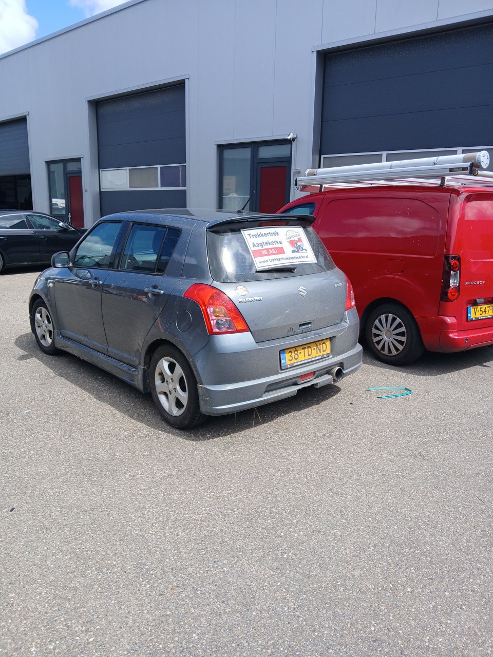 Suzuki Swift Shogun 1.3 -5 drs-2006-Airco-stuurbekr-el.ramen-apk-2400,=