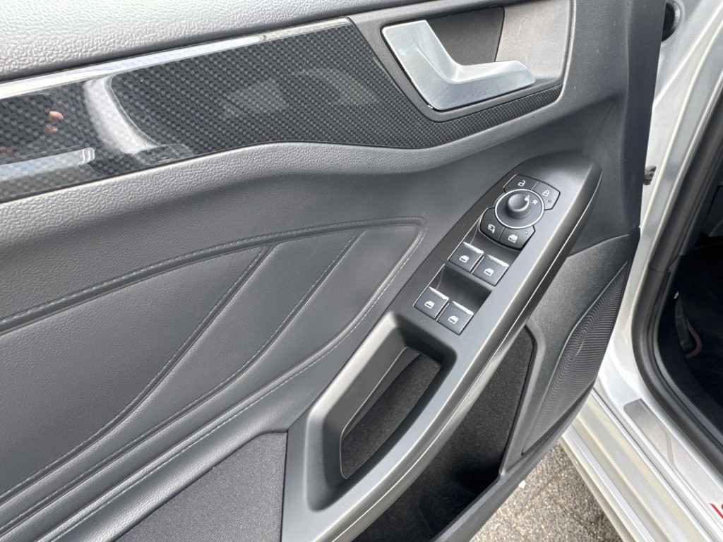 Ford Focus 1.0 ecoboost hybrid st line x mhev garantie t/m 11-02-2029