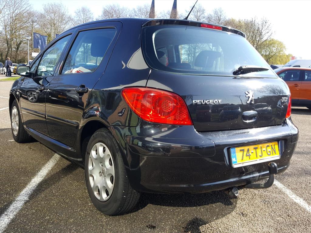 Peugeot 307 1.6 16v 5-deurs xs | airco | cruise control | trekhaak | radio/