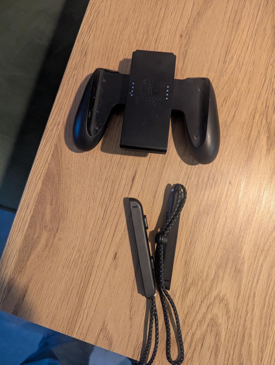 Nintendo Switch OLED + Opberghoes + 256GB Extra Geheugen