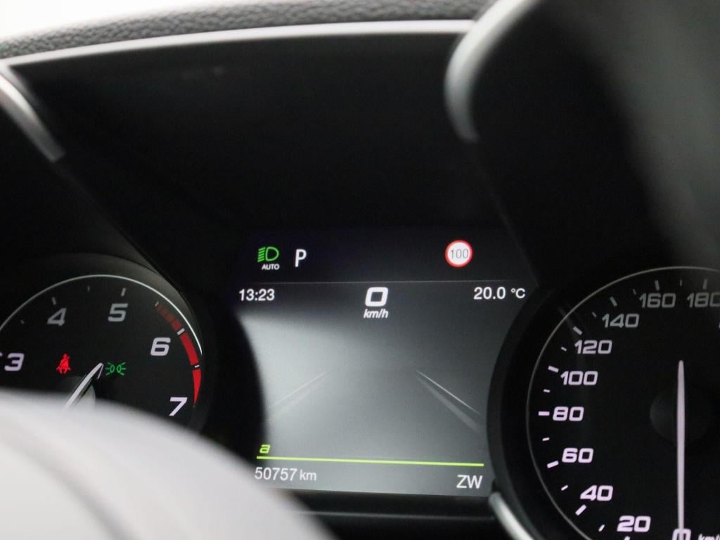 Alfa Romeo Giulia 2.0t sprint | automaat | navigatie | apple carplay / andr