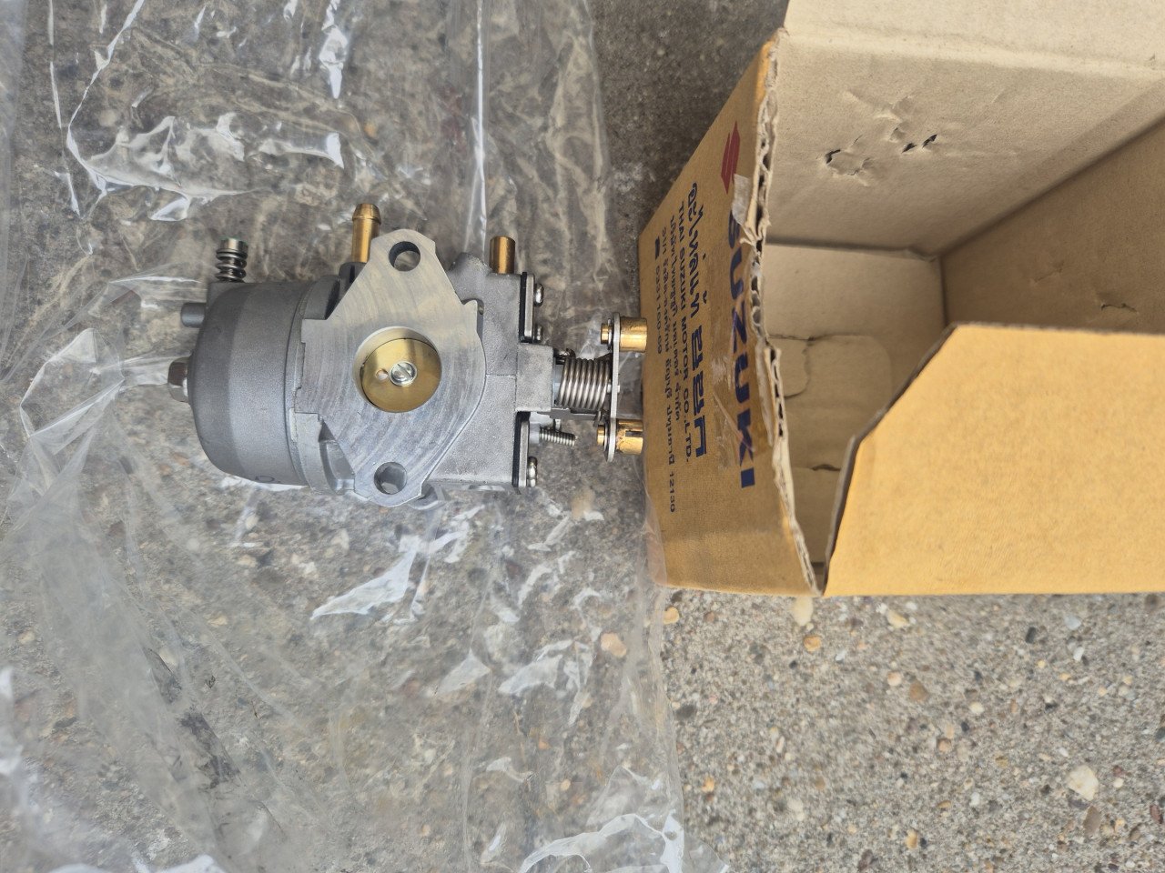 Carburateur Df4A suzuki buitenboordmotornieuw model