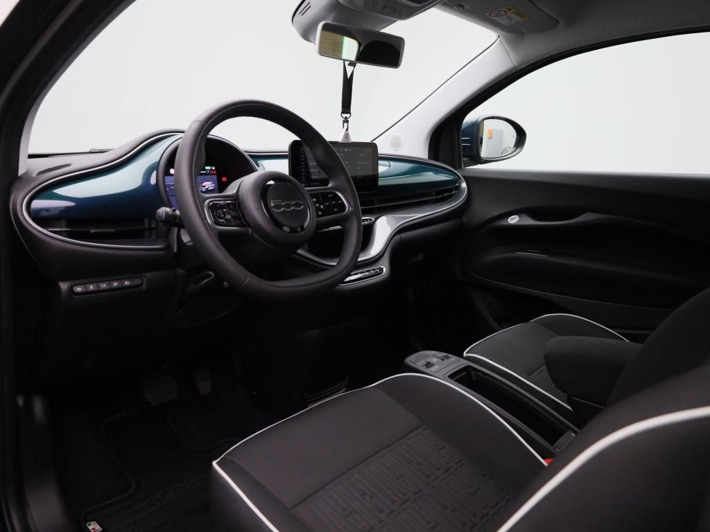 Fiat 500 500e 42 kwh passion | camera | apple carplay / android auto | navi