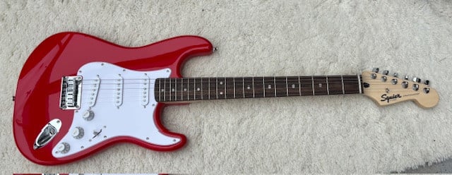 ZGAN is deze Stratocaster van Squier.