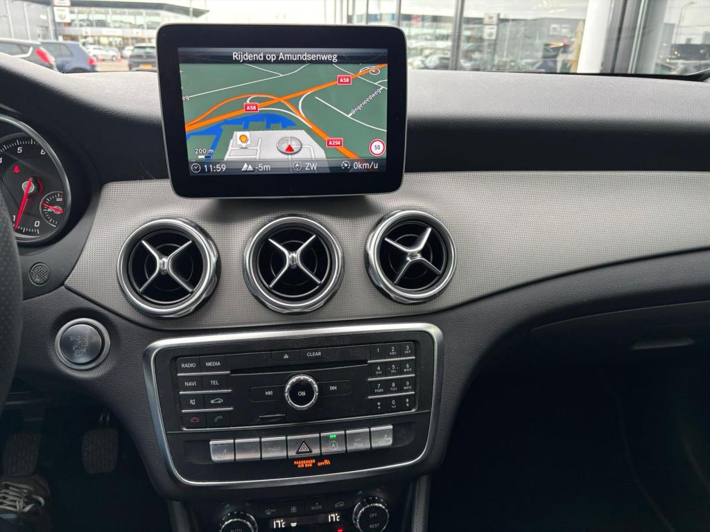 Mercedes-Benz Gla-klasse 180 122pk business solution, cruise control, elekt