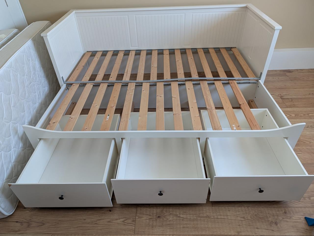 Ikea Hemnes bed/bank