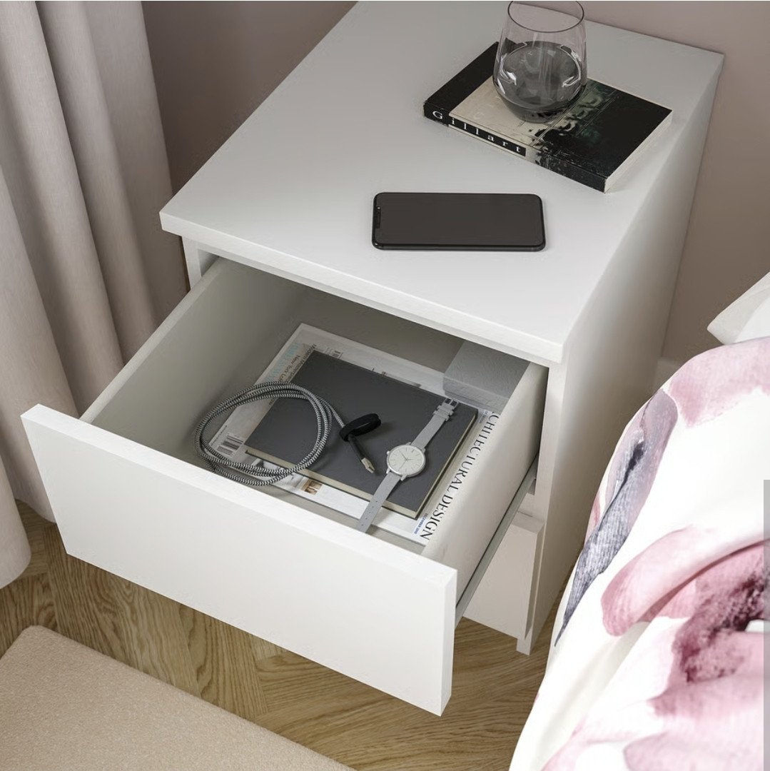 2 Nachtkastjes Ikea