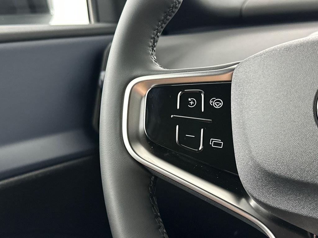 Volvo Ex30 plus europa black edition
