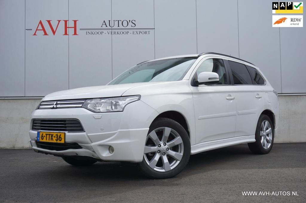 Mitsubishi Outlander 2.0 phev instyle+
