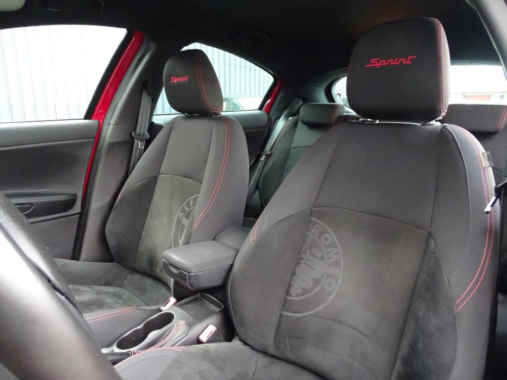 Alfa Romeo Giulietta 1.4 t distinctive | navi | 18"