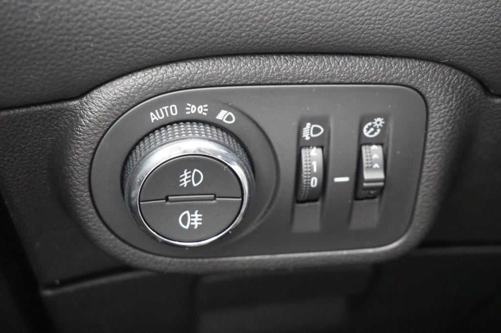 Opel Zafira 1.6 turbo business executive 7p. airco / navi / cruise / elektr